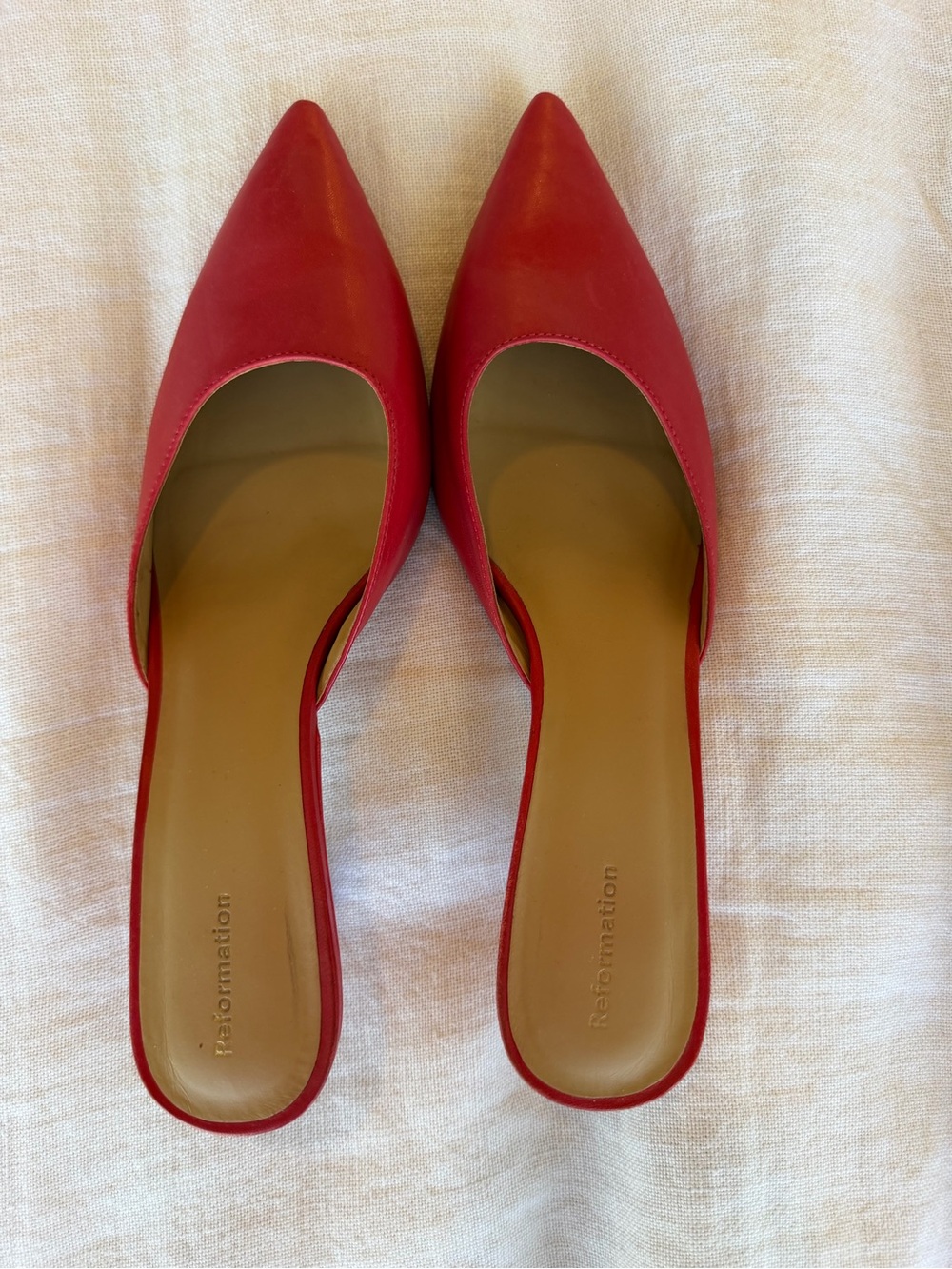 Reformation Wilda Kitten Heel (red)